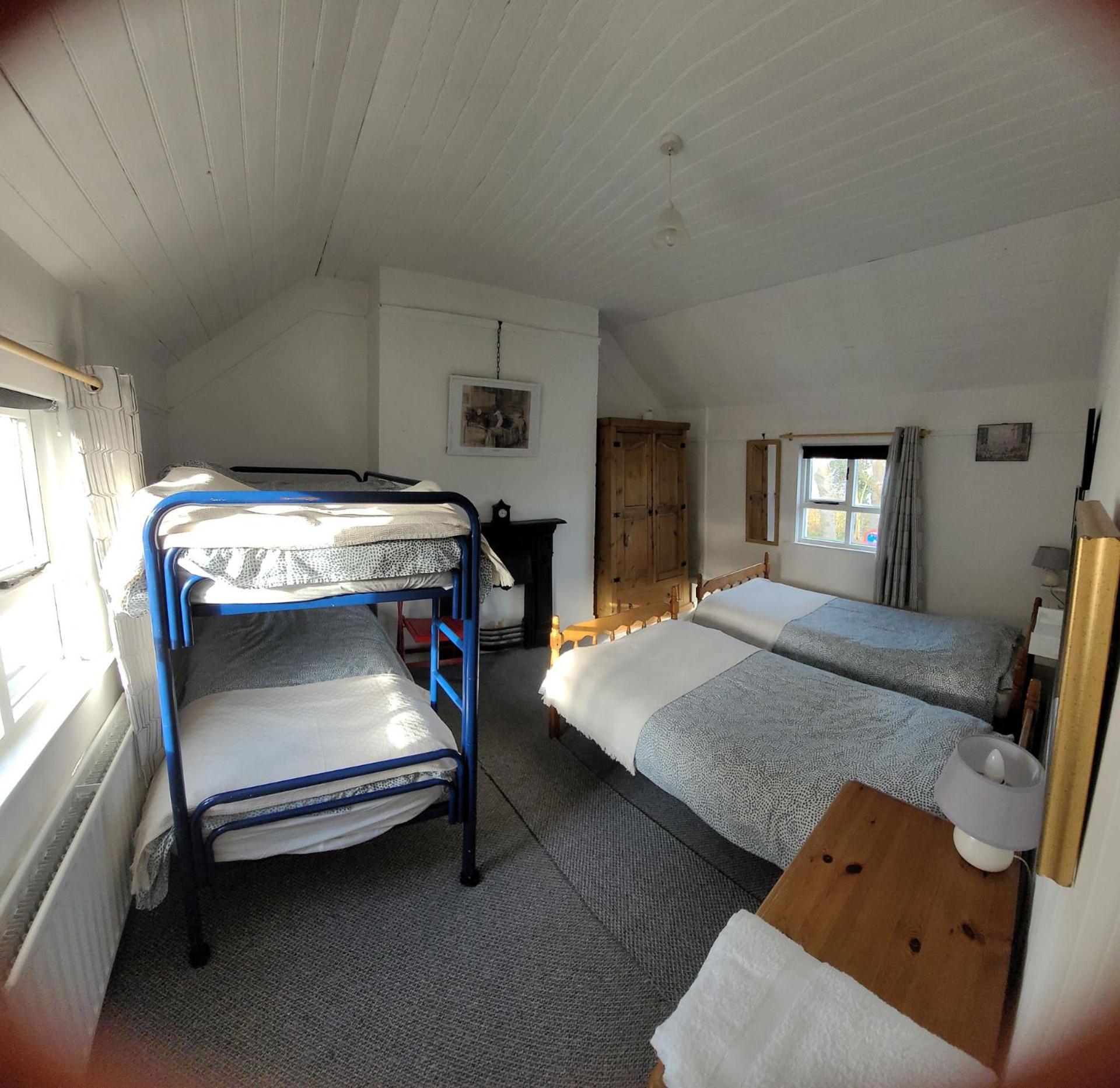 Quarvue Farmhouse, Unique House With Views Of Mournes And Cooleys O Meith 외부 사진